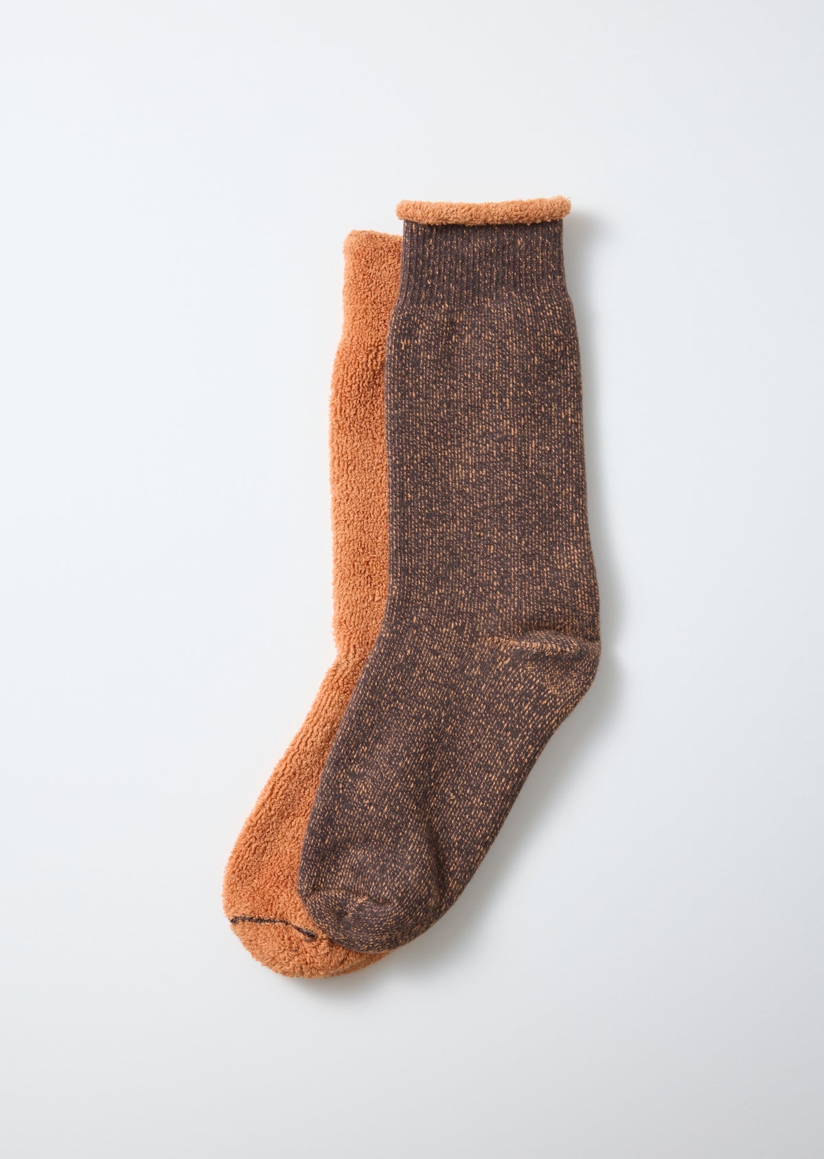Rototo Reversible Pile Sock in Faded Black/L. Orange