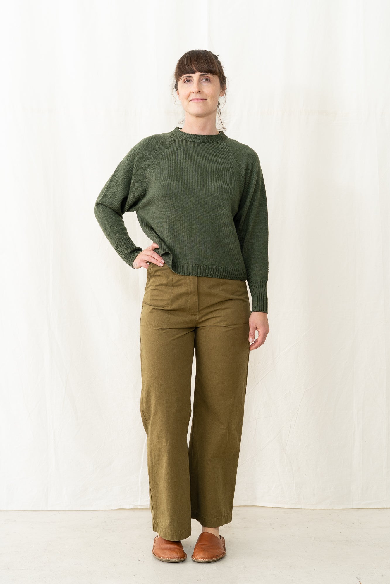 SARAHWEAR Merino Crewneck Sweater in Khaki