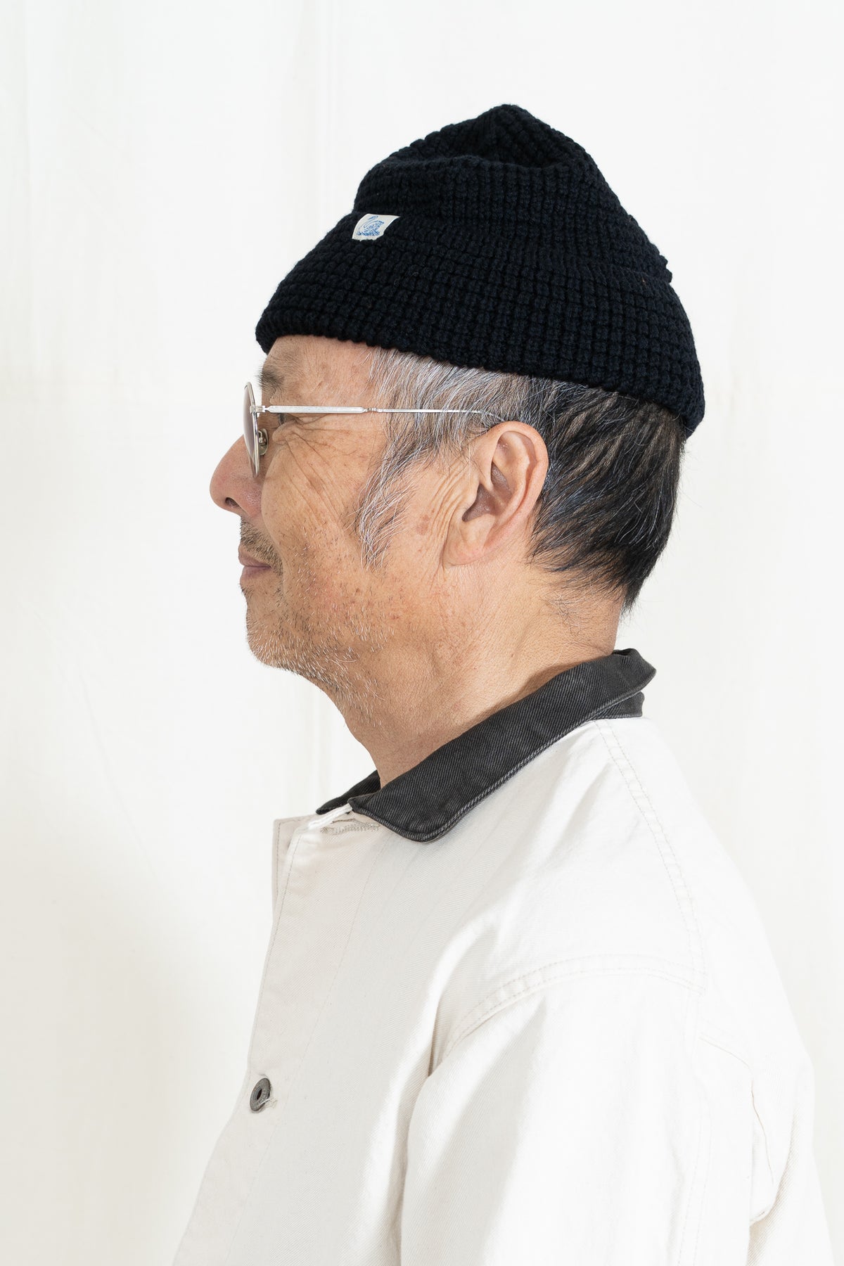 Merz b. Schwanen Waffle Knit Beanie in Black