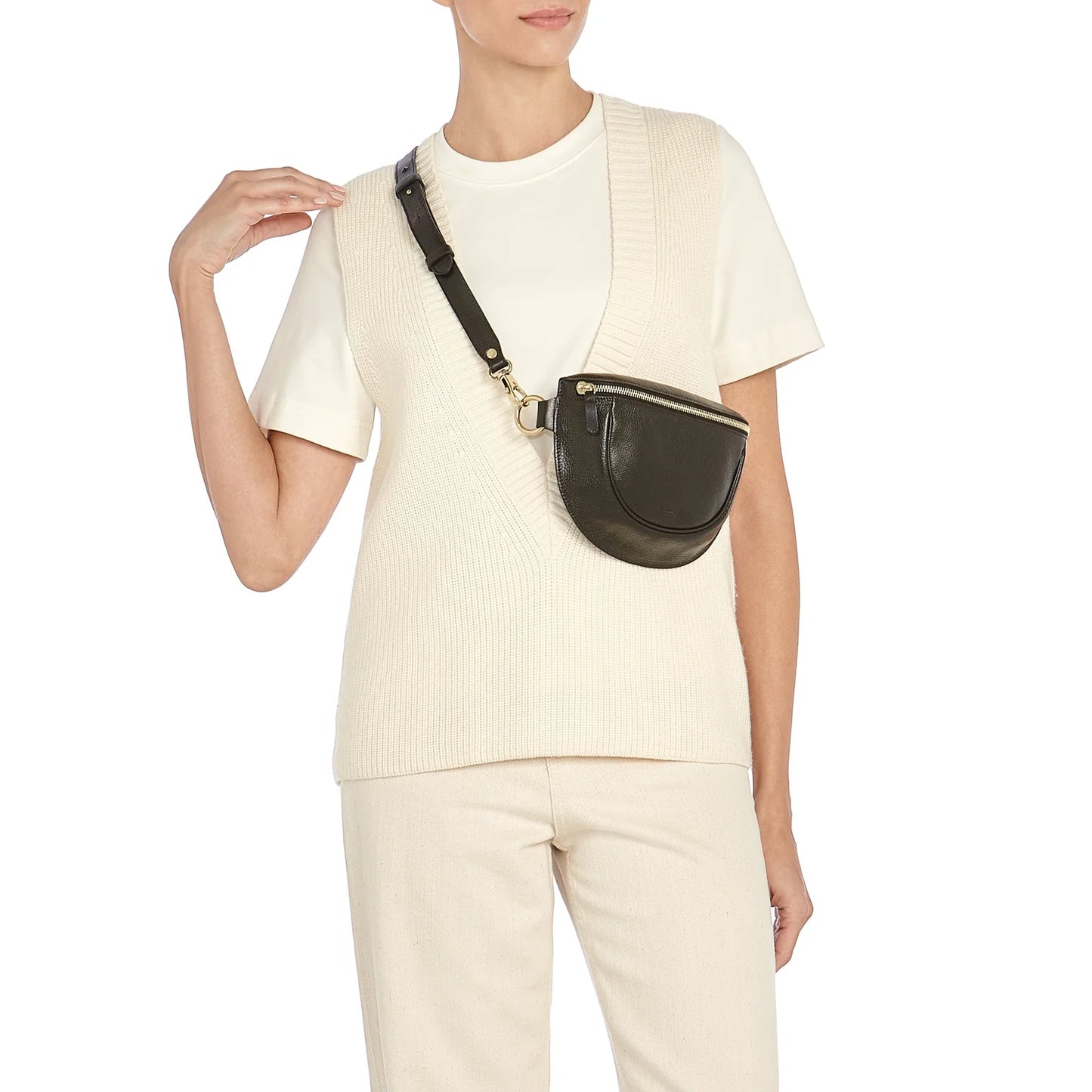 Il Bisonte Oliveta Belt Bag in Black