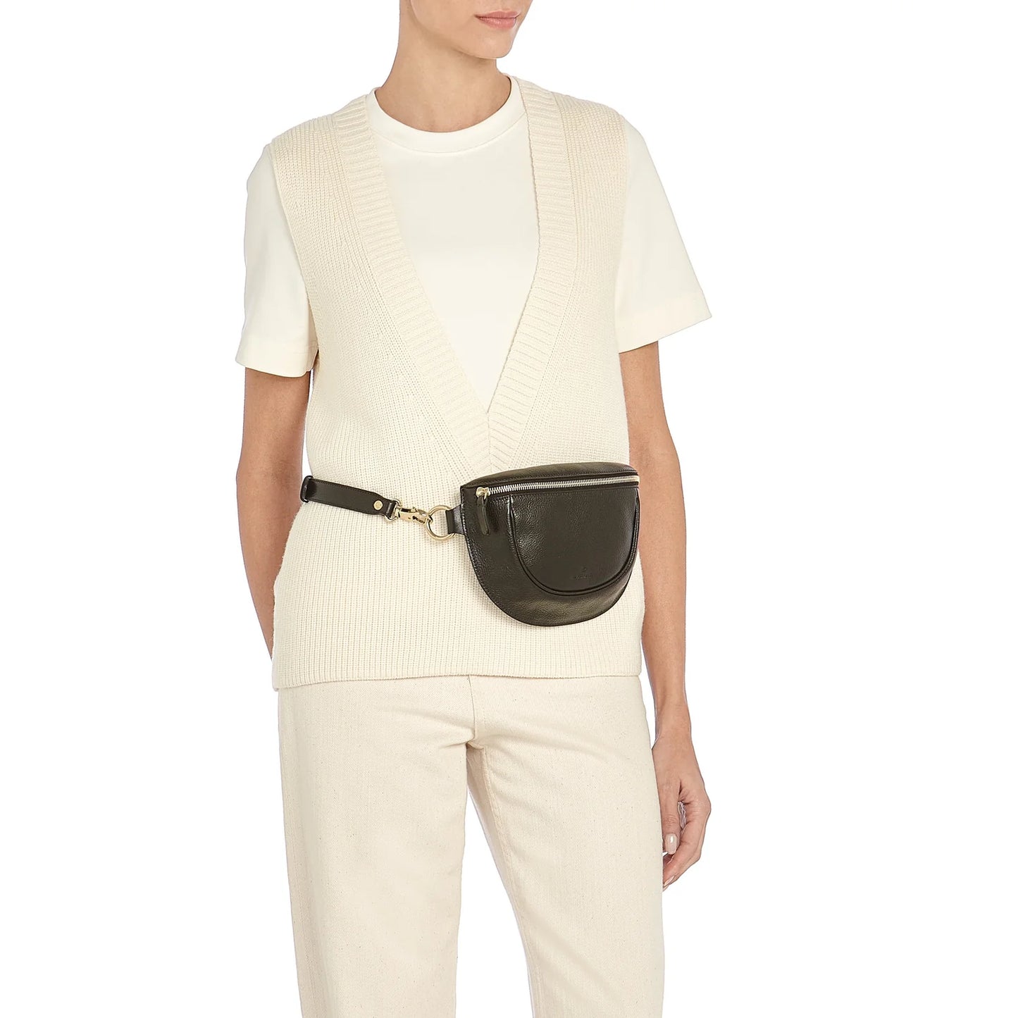 Il Bisonte Oliveta Belt Bag in Black