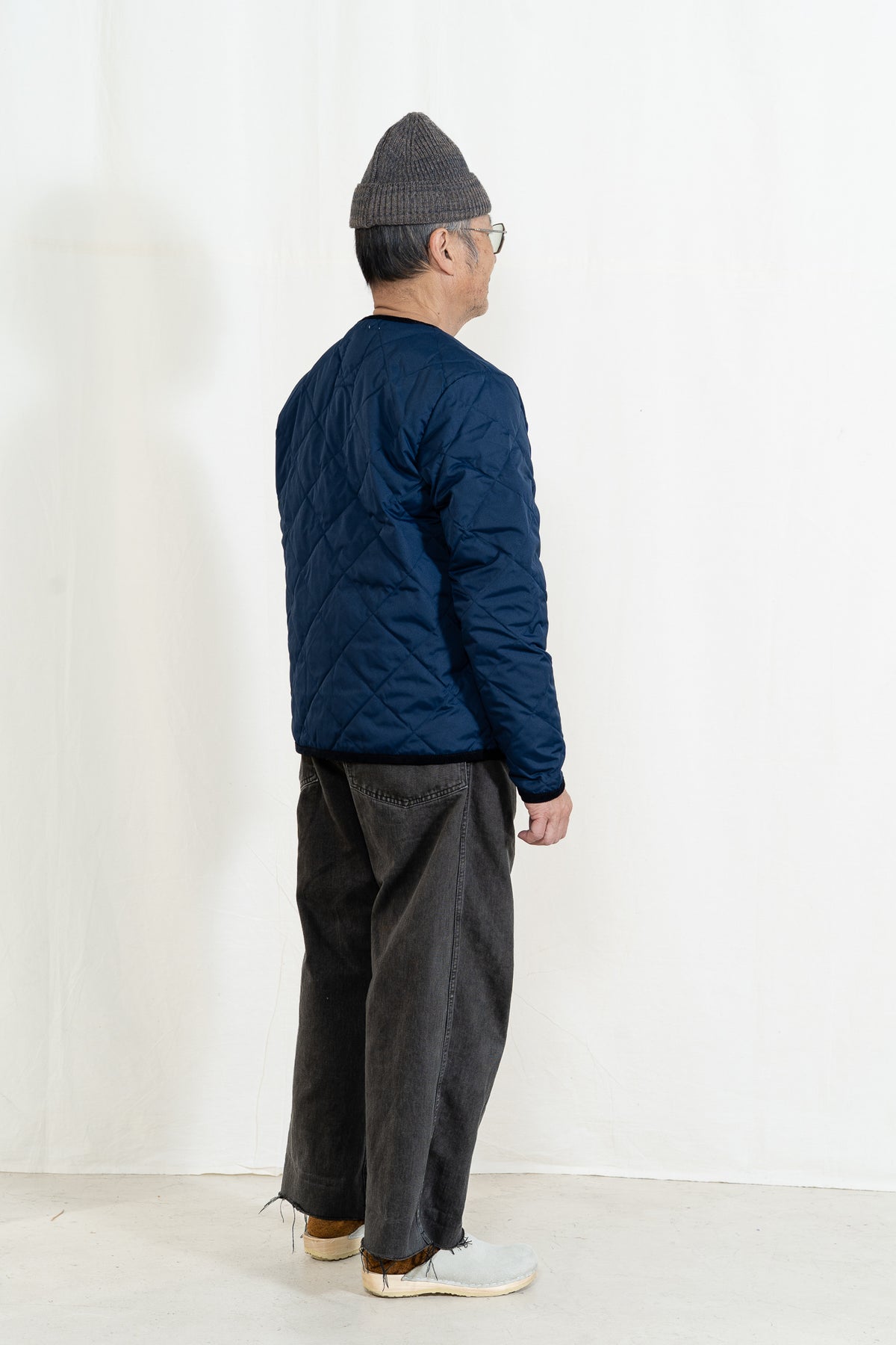 TAION Piping Crew Cardigan in Navy