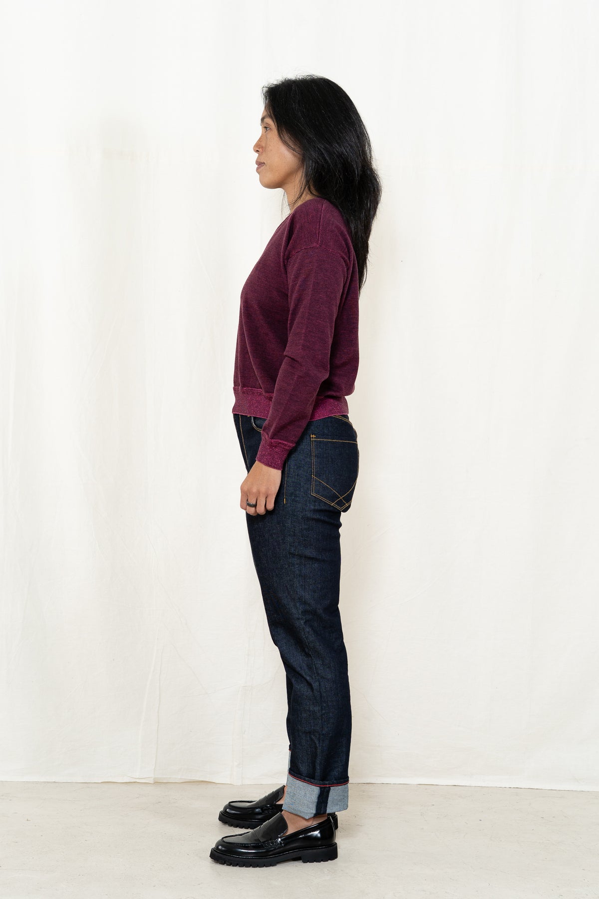 Casa Isaac Woman V-Neck in Wine-Pink
