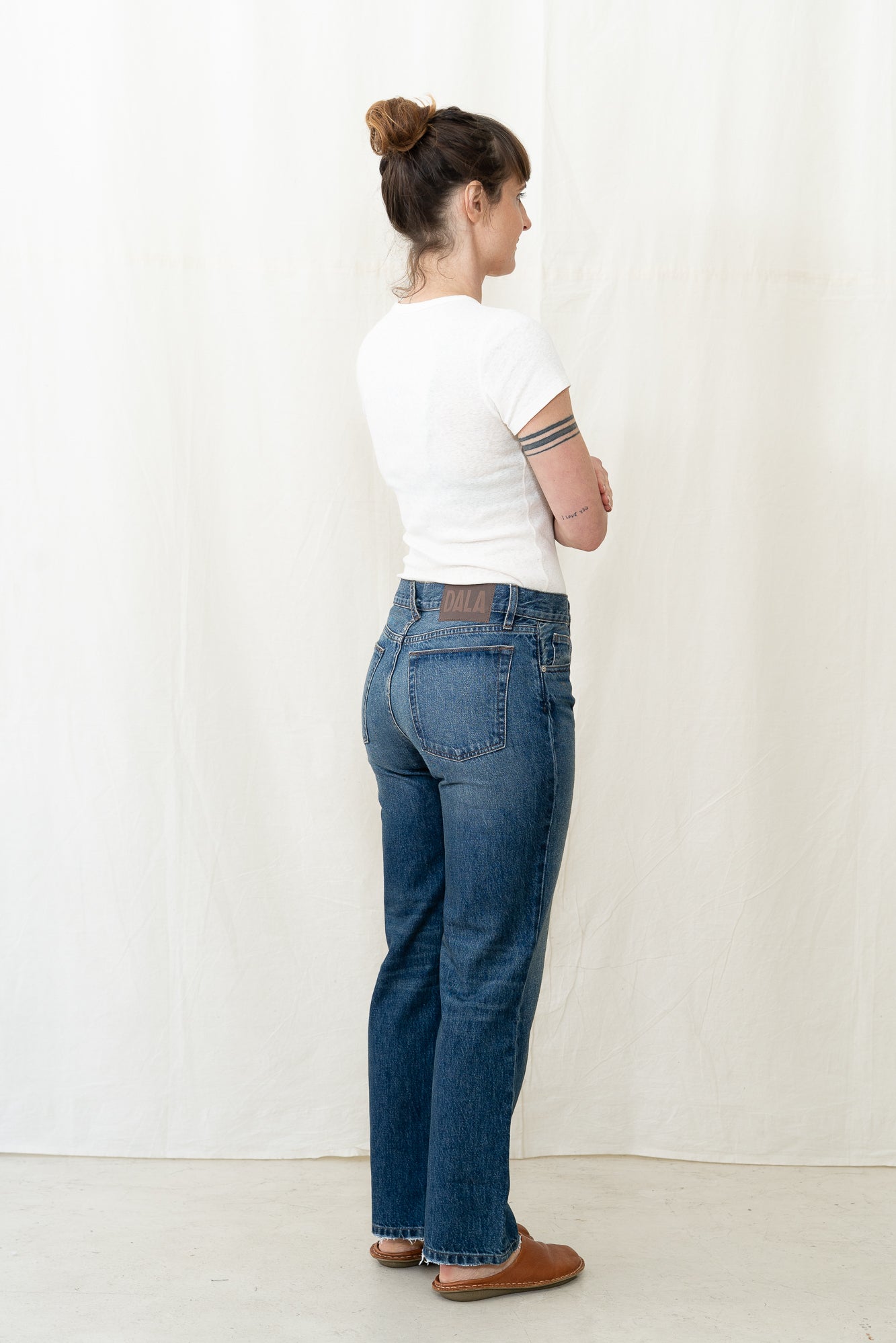 DALA Calla Mid Rise Straight Full in Archive Blue
