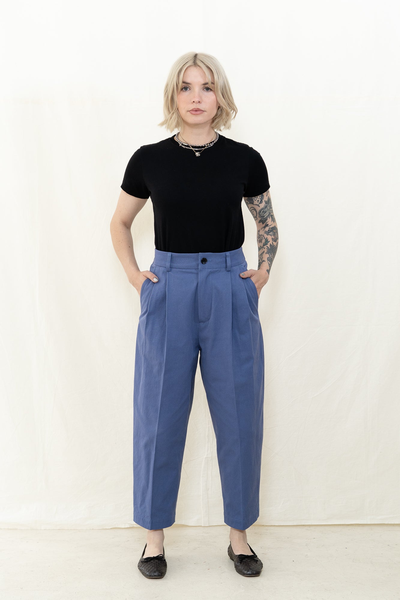 NICHOLSON & NICHOLSON Leno Pants in Blue