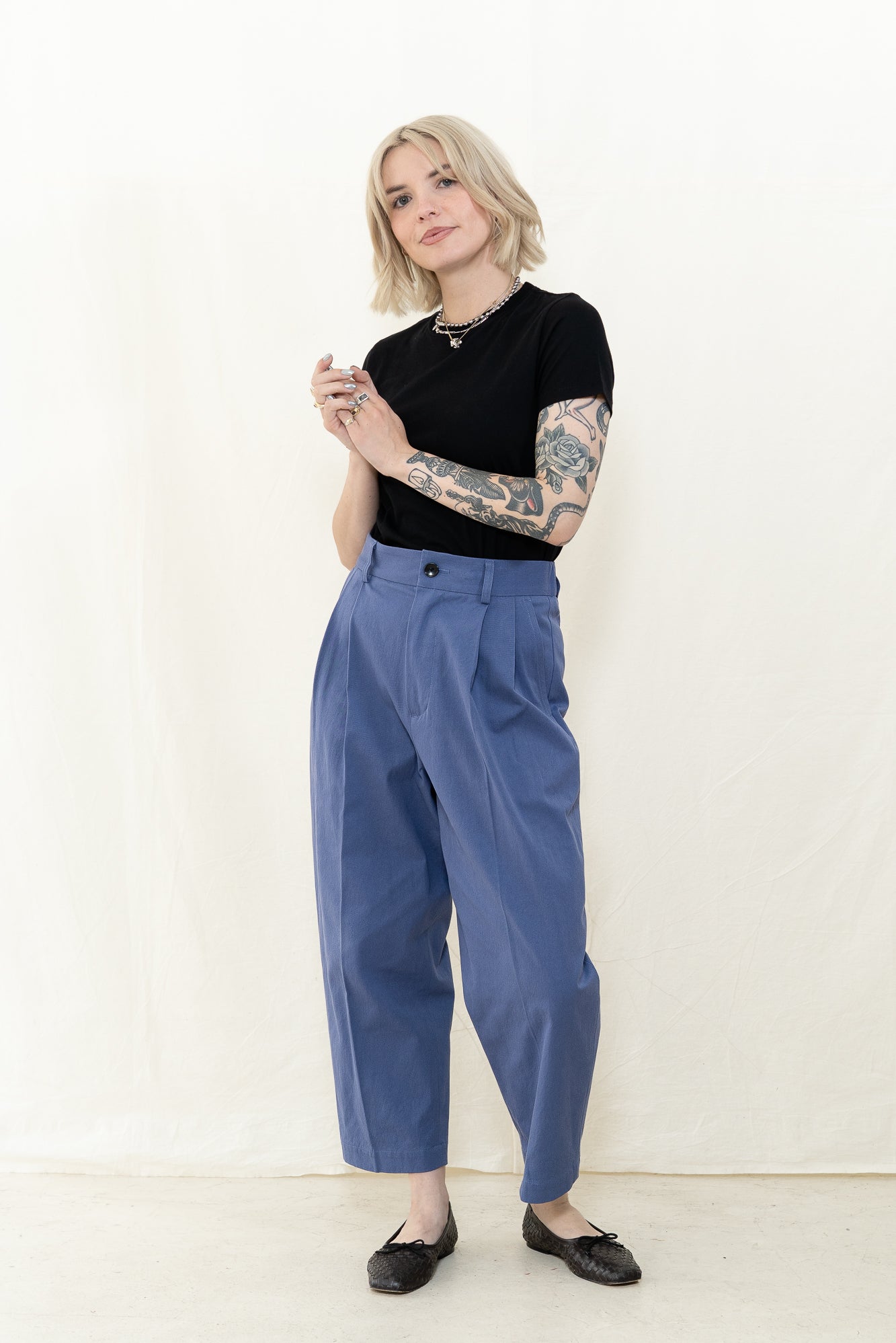 NICHOLSON & NICHOLSON Leno Pants in Blue
