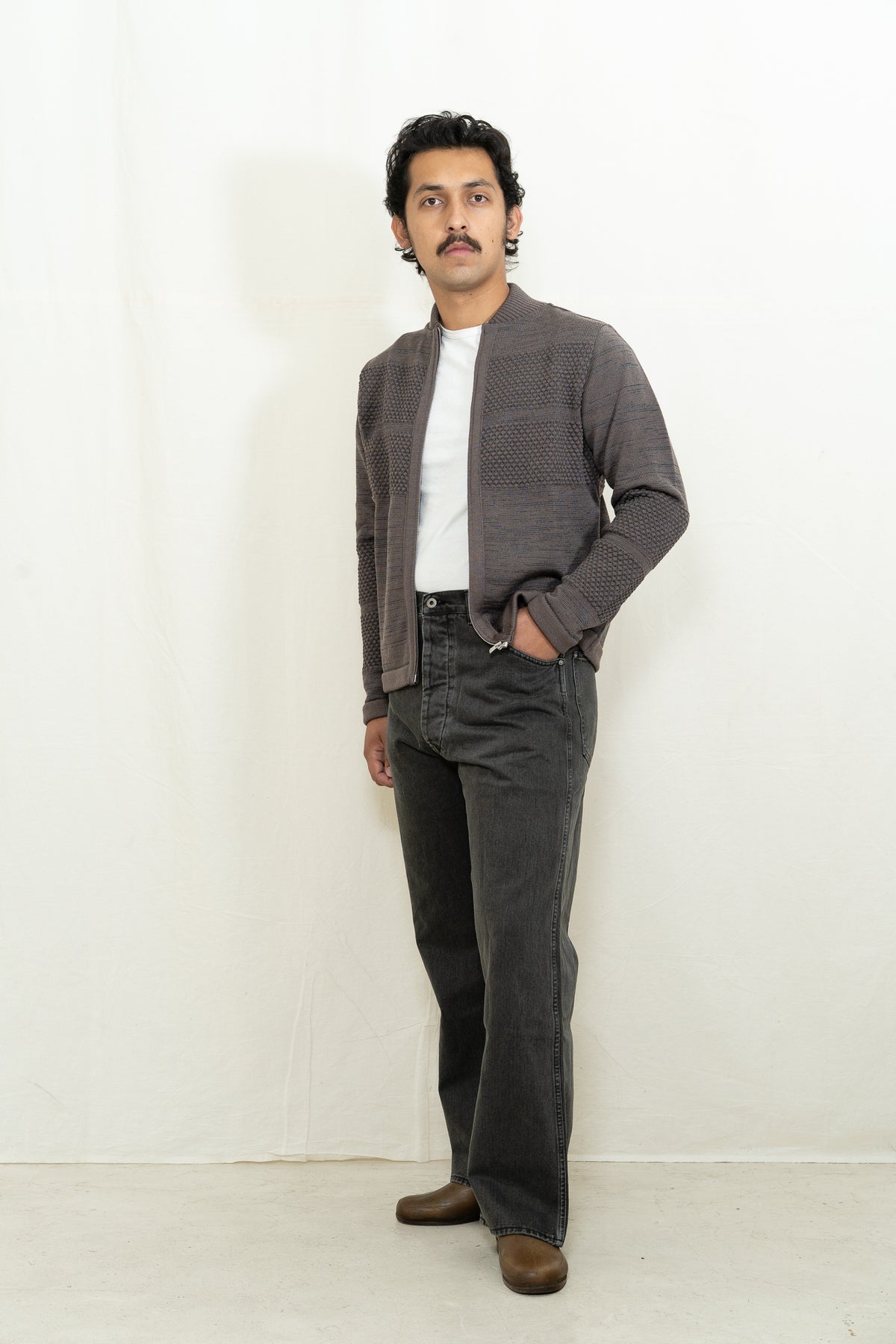 S.N.S. Herning Fisherman III Zip in Terra Brown