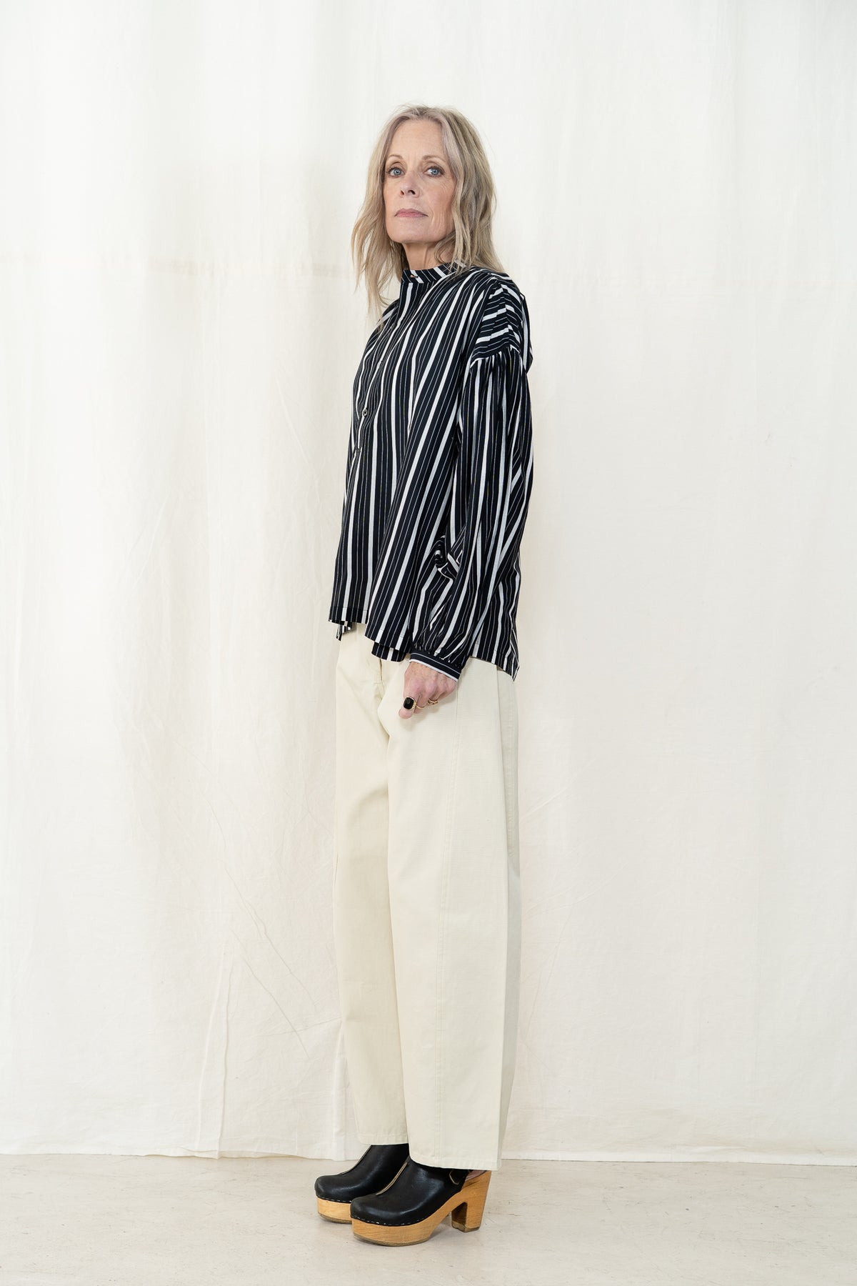 Uqnatu Peasant Blouse Nero Silk Stripe