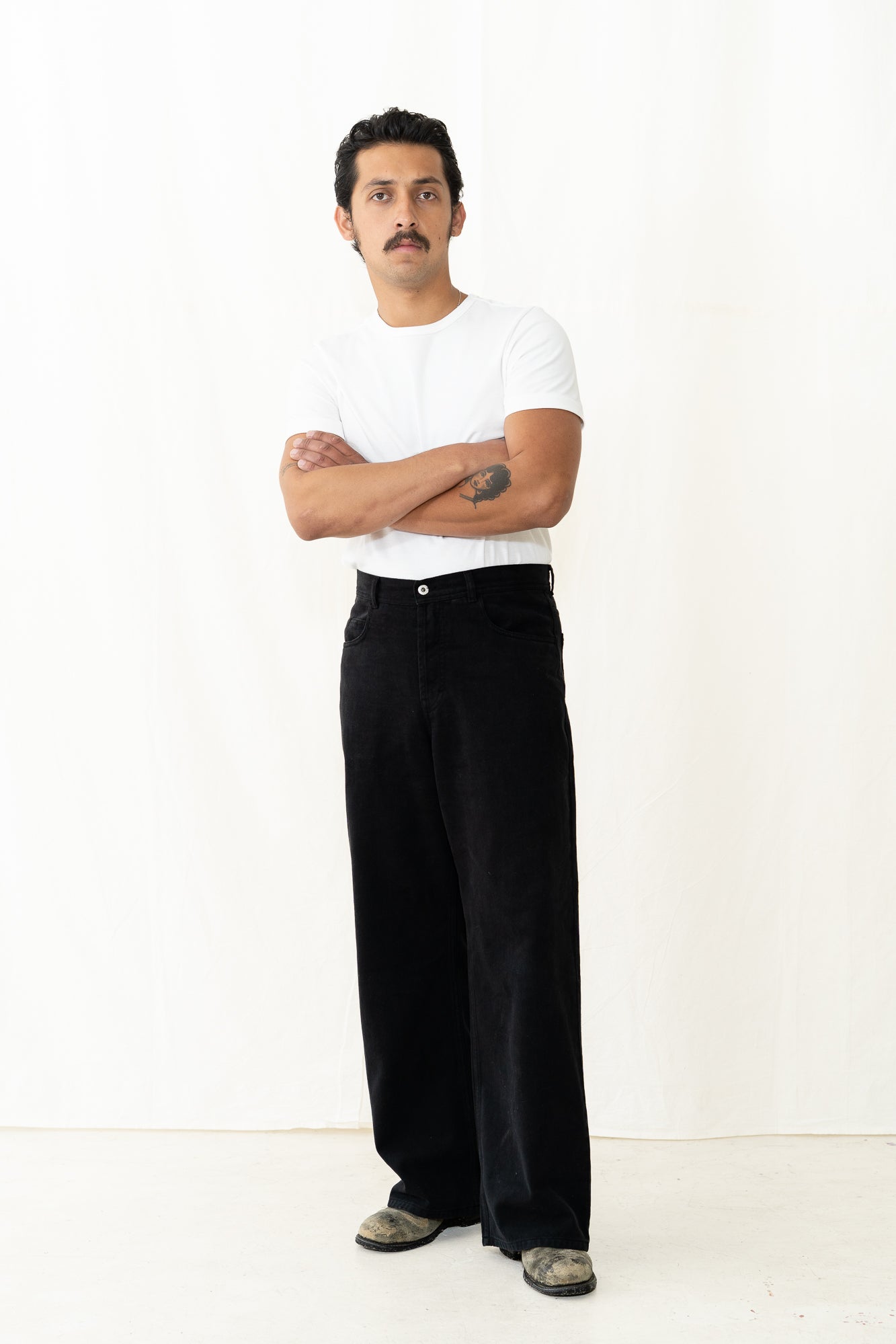 HANSEN Milan Straight Trouser-Washed Black