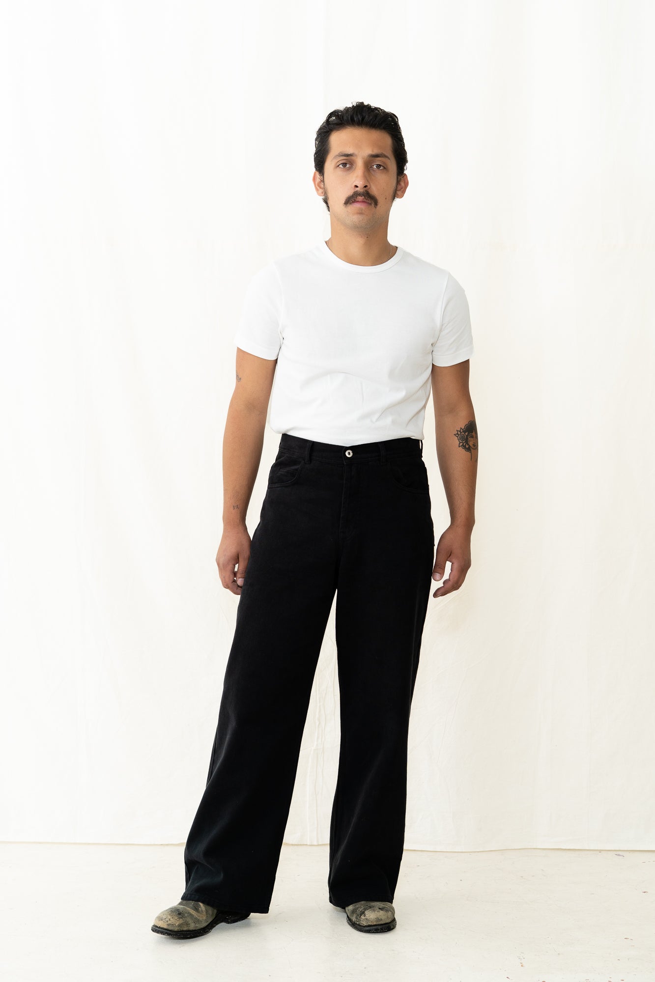 HANSEN Milan Straight Trouser-Washed Black