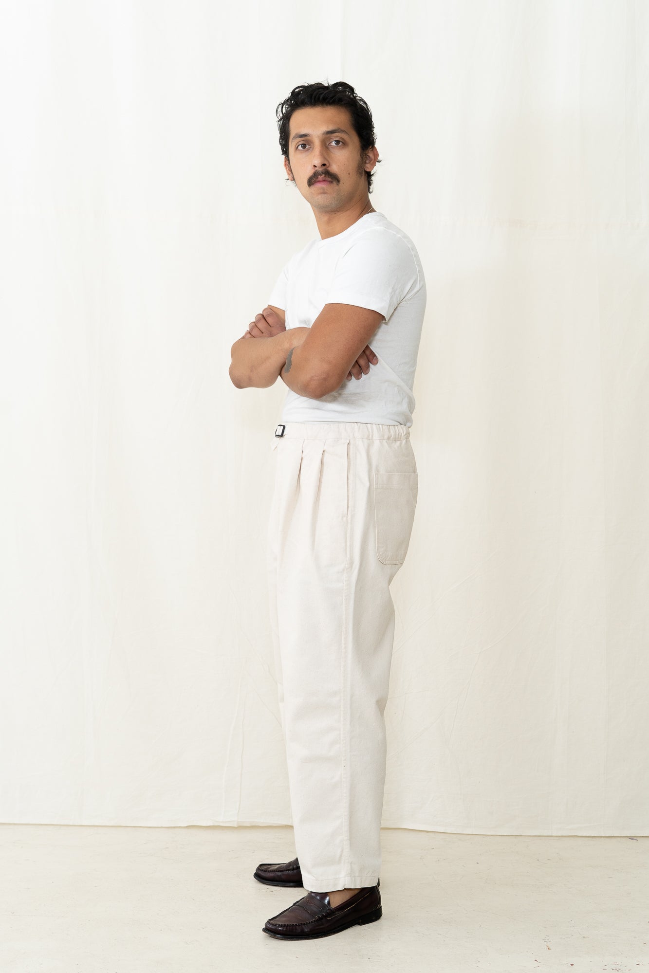 Kappy Two Tuck Wide Denim Pants in Ecru